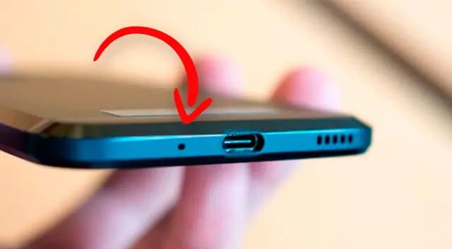 ¿Para qué sirven los agujeros de nuestros celulares?
