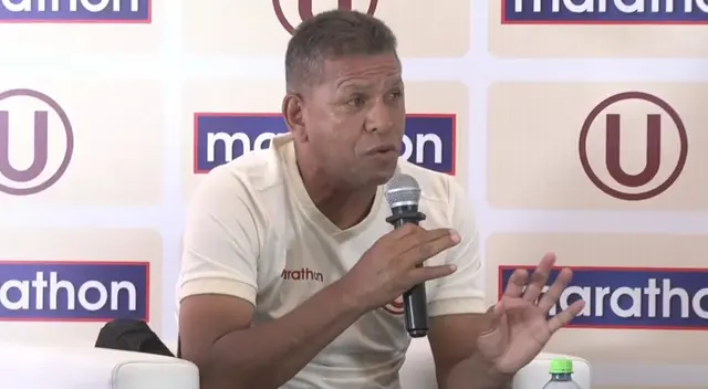 Puma Carranza emocionó a los hinchas de Universitario Puma Carranza emocionó a los hinchas de Universitario