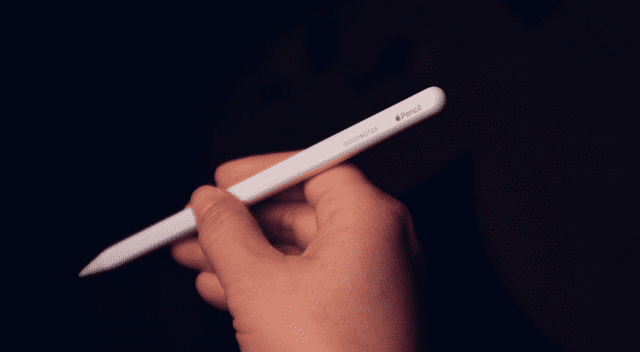 A pesar de que ya está disponible el Apple Pencil 3, la segunda generación sigue siendo atractiva para miles de usuarios. | Fuente: BlogNotes. A pesar de que ya está disponible el Apple Pencil 3, la segunda generación sigue siendo atractiva para miles de usuarios. | Fuente: BlogNotes.