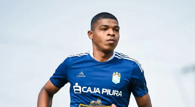 Percy Liza jugará nuevamente con Marítimo.