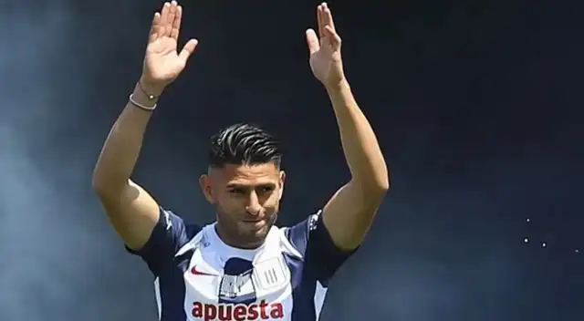 Carlos Zambrano firmó con Alianza Lima hasta fines del 2024. Carlos Zambrano firmó con Alianza Lima hasta fines del 2024.