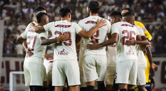 Universitario será rival de Curicó Unido en la 'Noche Albirroja' 2023