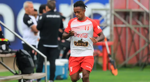 Yordy Reyna decayó su valor en el mercado de pases tras no ser considerado en Charlotte