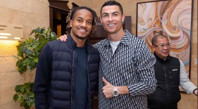 André Carrillo y Crisitano Ronaldo antes de enfrentar a PSG.