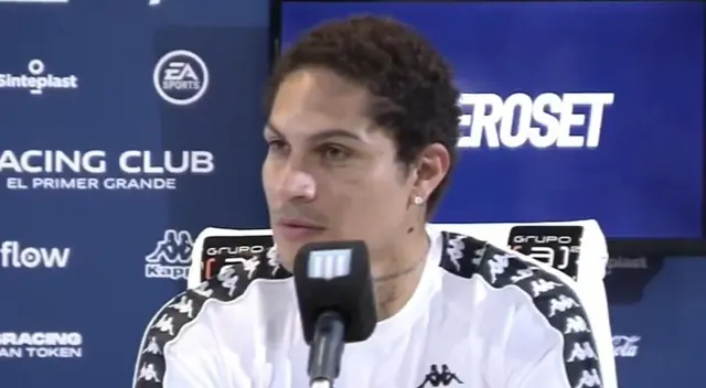 Paolo Guerrero en conferencia de prensa de Racing Paolo Guerrero en conferencia de prensa de Racing
