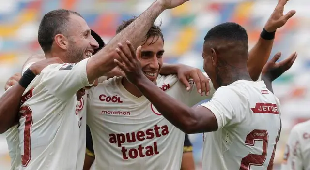 Universitario celebra su goleada en la Liga 1 con tajante mensaje