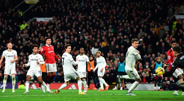 Manchester United igualó 2-2 ante el Leeds United por la Premier League