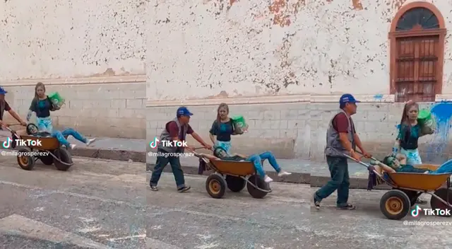 ¡Eso es amistad! Una mujer cuida a su amiga, quien es trasladada en una carretilla tras gozar en los Carnavales de Cajamarca. ¡Eso es amistad! Una mujer cuida a su amiga, quien es trasladada en una carretilla tras gozar en los Carnavales de Cajamarca.