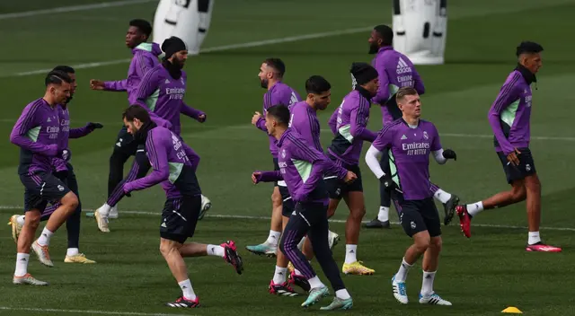 Ancelotti contará con 23 jugadores para el Clásico ante Barcelona. Ancelotti contará con 23 jugadores para el Clásico ante Barcelona.