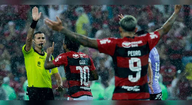 FIFA alista nuevas reglas en el fútbol