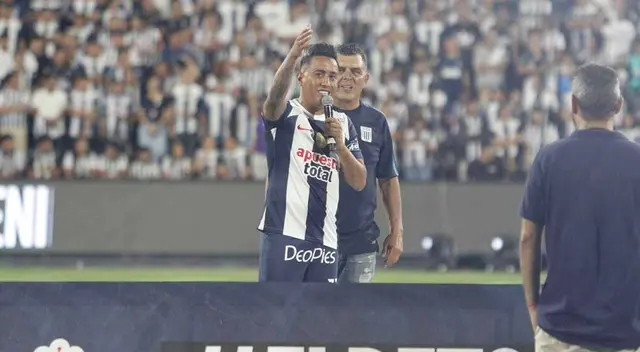 Christian Cueva se emocionó cuando fue presentado en Matute