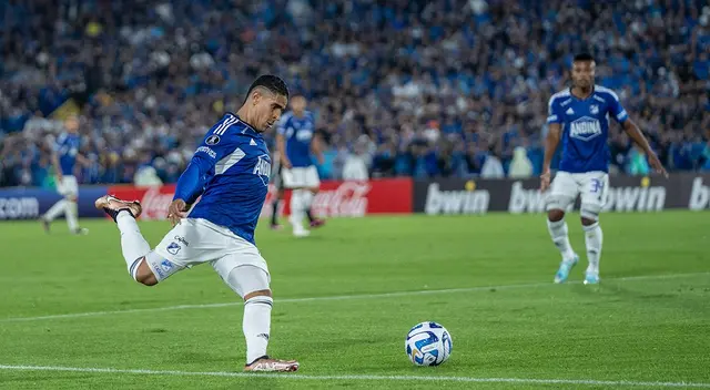 <strong> David Macalister Silva </strong> <strong> David Macalister Silva </strong>