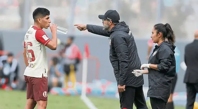 Piero Quispe no era titular con Carlos Compagnucci