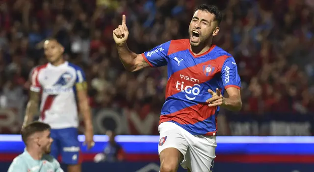 Cerro Porteño venció a Fortaleza por 2-1.