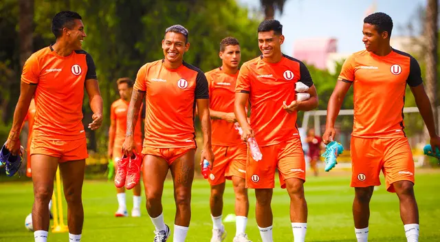 Este futbolista de Universitario está concentrando con el equipo. Foto: Universitario