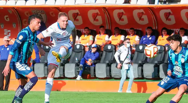 Pachuca vs. Cruz Azul se enfrentan EN VIVO por la Liga MX Pachuca vs. Cruz Azul se enfrentan EN VIVO por la Liga MX