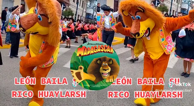 Un divertido león se robó el show de un pasacalle en la ciudad de Huancayo. Un divertido león se robó el show de un pasacalle en la ciudad de Huancayo.