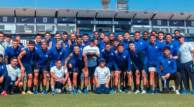 Alianza Lima es el único líder del Apertura Alianza Lima es el único líder del Apertura