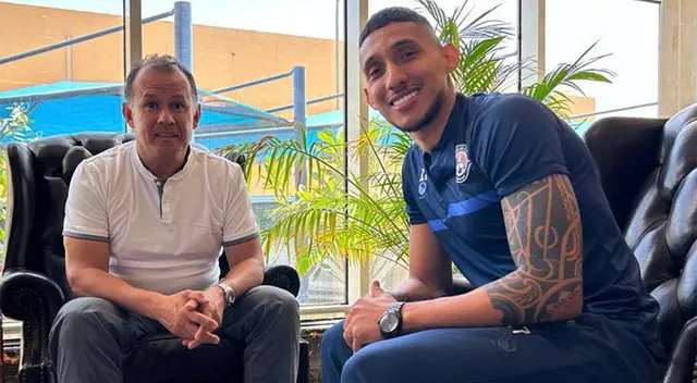 Juan Reynoso visitó a Christofer Gonzáles en Arabia Saudita
