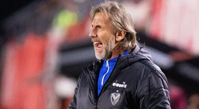 Ricardo Gareca no la viene pasando bien tras su regreso a Vélez