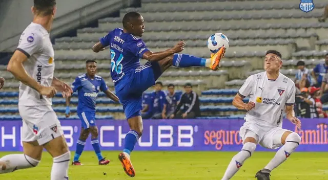 Emelec vs LDU por Liga Pro de Ecuador