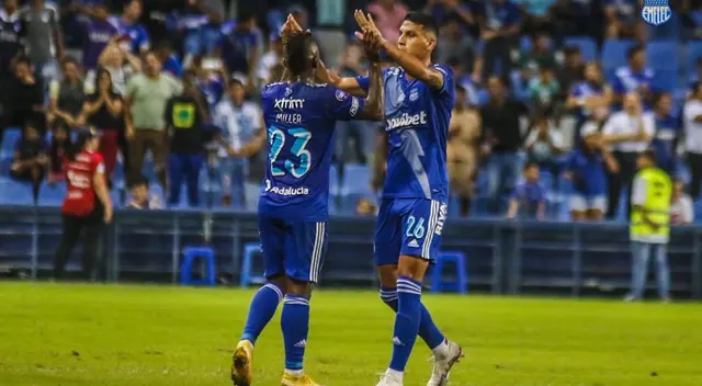 Emelec vs LDU por Liga Pro de Ecuador Emelec vs LDU por Liga Pro de Ecuador