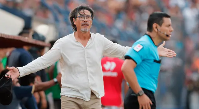 Ángel Comizzo fue expulsado ante Cusco FC Ángel Comizzo fue expulsado ante Cusco FC