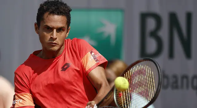 Juan Pablo Varillas en su debut con victoria en el Roland Garro 2023