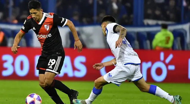Vélez y River igualaron por la fecha 18 de la Liga Profesional Argentina Vélez y River igualaron por la fecha 18 de la Liga Profesional Argentina