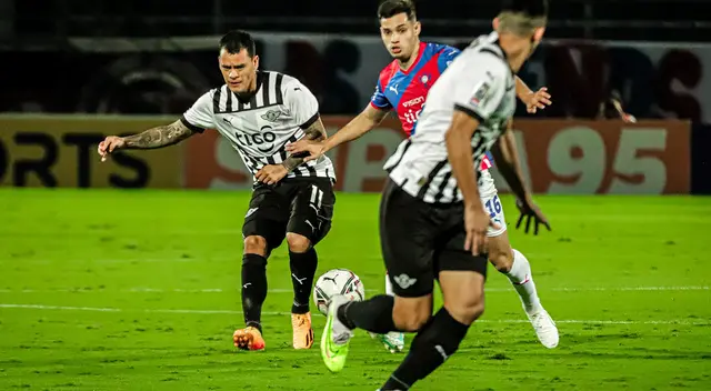 Libertad vs. Cerro Porteño por fútbol paraguayo
