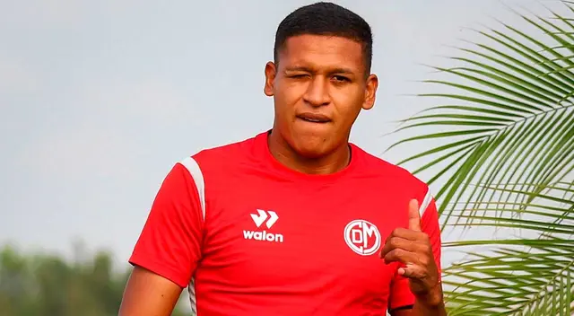 Fernando Pacheco aseguró que pronto dejará Municipal y llegará a otro equipo. Fernando Pacheco aseguró que pronto dejará Municipal y llegará a otro equipo.