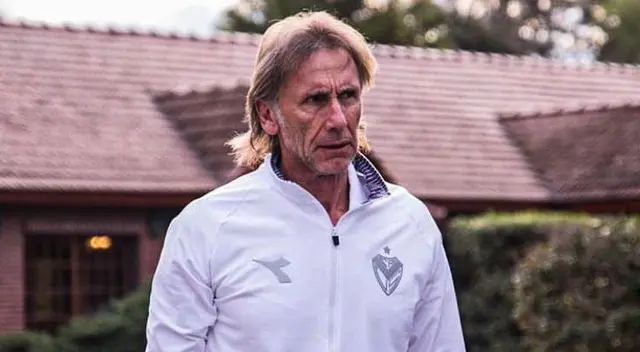 Ricardo Gareca decidió renunciar el cargo de entrenador en Vélez Sarsfield Ricardo Gareca decidió renunciar el cargo de entrenador en Vélez Sarsfield