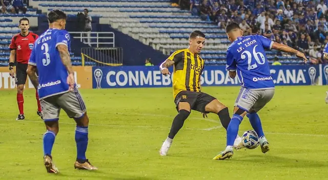 Guaraní vs Emelec por Copa Sudamericana