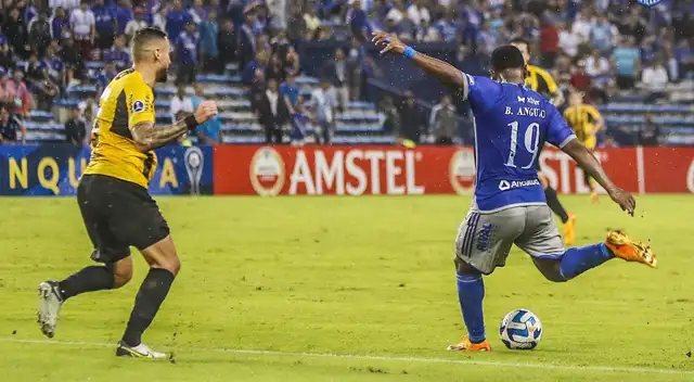 Guaraní vs Emelec por Copa Sudamericana
