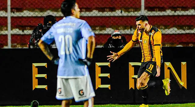 Cristal vs. The Strongest por la Copa Libertadores