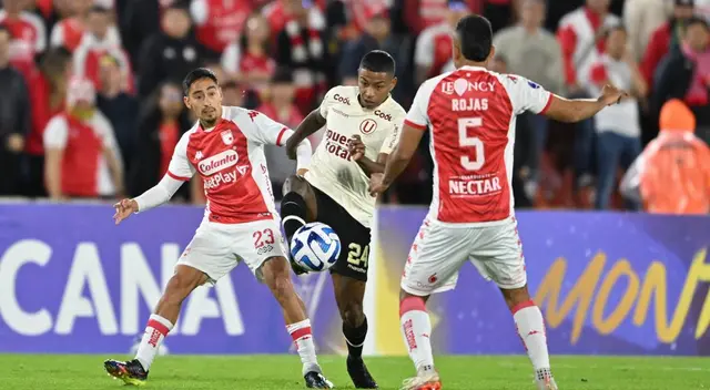 Universitario cayó ante Santa Fe por el Grupo G de la Conmebol Sudamericana