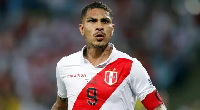 Paolo Guerrero fue contundente sobre la dura realidad de jugadores peruanos.