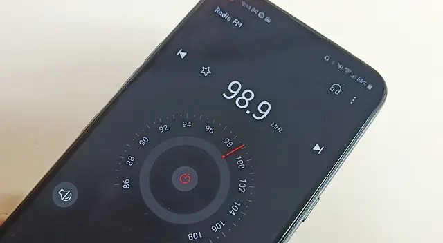 Conoce la lista de los smartphones que aún tienen Radio FM.