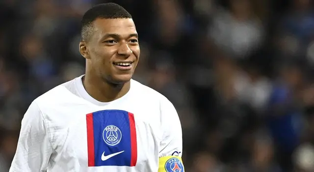 Kylian Mbappé y el nuevo entrenador que lo sacaría campeón de Champions con PSG. Kylian Mbappé y el nuevo entrenador que lo sacaría campeón de Champions con PSG.