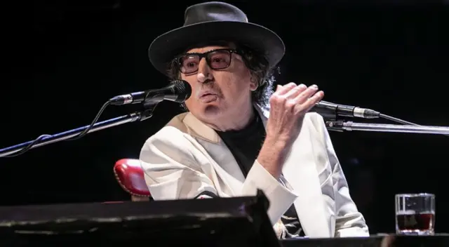 Charly García preocupa a sus seguidores tras conocerse que está pasando difícil momento. Charly García preocupa a sus seguidores tras conocerse que está pasando difícil momento.