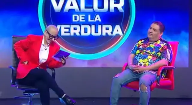El cómico reveló en una divertida secuencia que no le afectó el ampay de la actriz hace unas semanas.