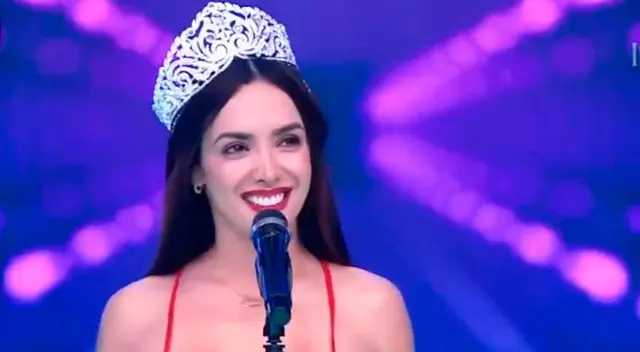 Rosangela se mostró emocionada tras ingresar al reality.