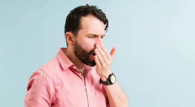 El problema del mal aliento puede llegar a hacernos pasar vergüenza