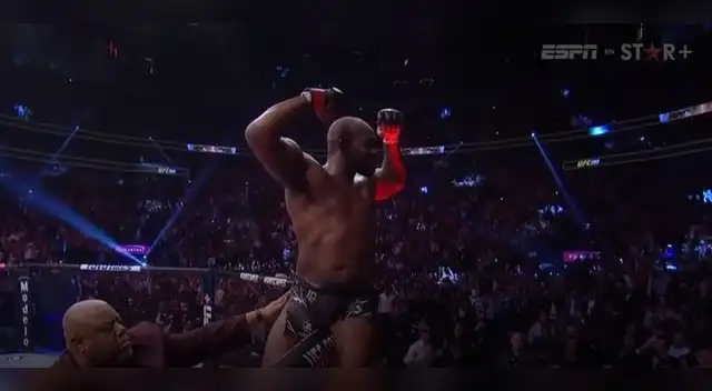 Regreso victorioso de Jon Jones Regreso victorioso de Jon Jones