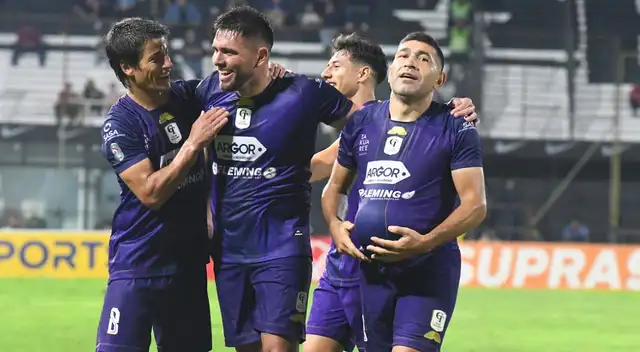 Olimpia no pudo en casa al caer derrotado 2-1 a manos de Tacuary