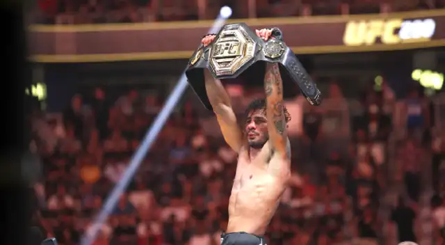 Pantoja se coronó campeón. Pantoja se coronó campeón.