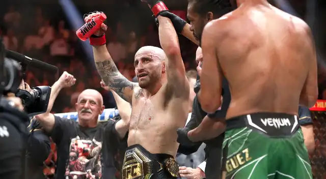 La 'Pantera' Rodríguez no pudo con Volkanovski, que se llevó todo los reflectores.
