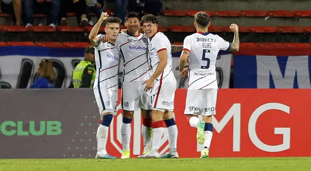Adam Bareiro anotó el único gol del partido.