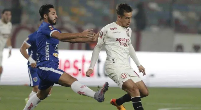 Pérez Guedes estuvo cerca de anotar un gol ante Unión Comercio.