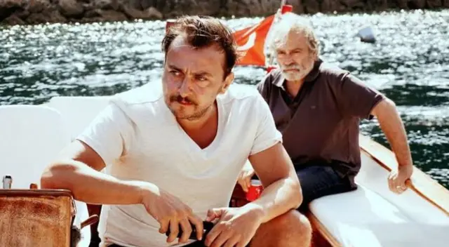 Prepara los pañuelos para las lágrimas que te sacará esta serie turca. Prepara los pañuelos para las lágrimas que te sacará esta serie turca.